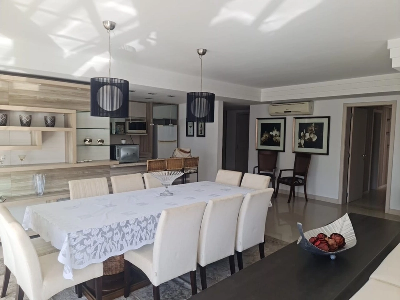 Apartamento de 4 dormitórios  Centro de Atlântida com vista para o mar: 6ª foto da galeria de imagens do imóvel