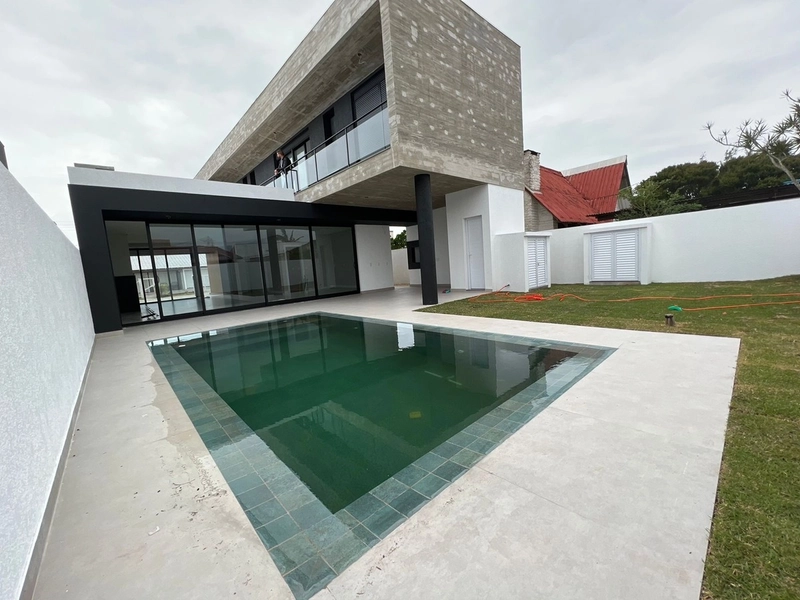 Casa à venda em Xangri-Lá: 13ª foto da galeria de imagens do imóvel