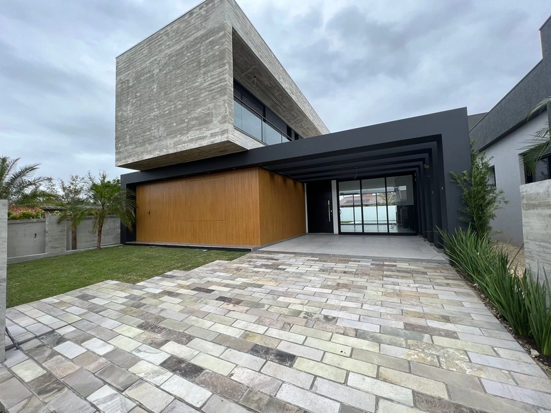 Casa à venda em Xangri-Lá: 3ª foto da galeria de imagens do imóvel