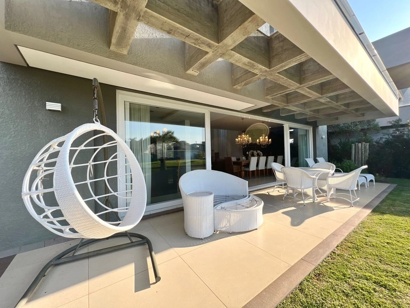 Casa à venda no condomínio Villagio de Atlântida!: 11ª foto da galeria de imagens do imóvel