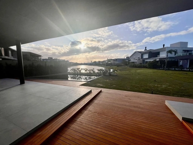 Mansão à venda no condomínio Enseada Lagos em Xangri-Lá: 20ª foto da galeria de imagens do imóvel