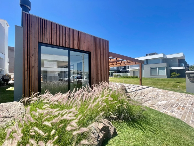 Casa térrea à venda no condomínio fechado Blue - Xangri-lá!