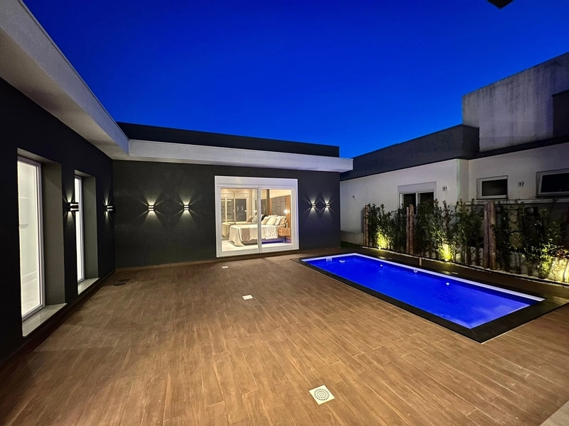 Casa à venda no condomínio Dubai: 47ª foto da galeria de imagens do imóvel