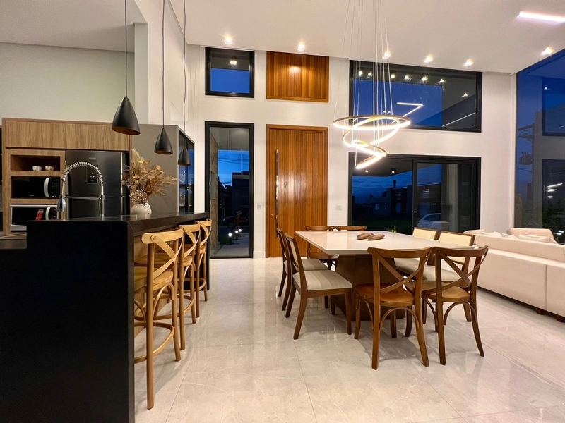 Casa à venda no condomínio Dubai: 34ª foto da galeria de imagens do imóvel