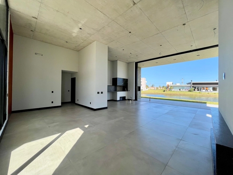 Casa à venda no condomínio Riviera: 5ª foto da galeria de imagens do imóvel