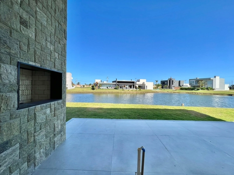 Casa à venda no condomínio Riviera: 9ª foto da galeria de imagens do imóvel