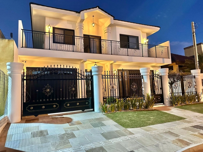 Casa moderna estilo neoclássico na praia de Atlântida: 53ª foto da galeria de imagens do imóvel