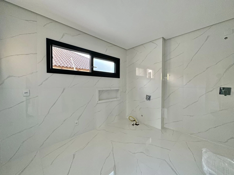 Casa moderna estilo neoclássico na praia de Atlântida: 48ª foto da galeria de imagens do imóvel