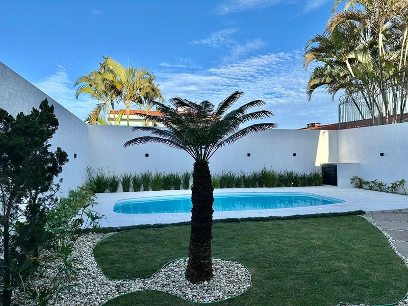 Casa moderna estilo neoclássico na praia de Atlântida: 15ª foto da galeria de imagens do imóvel