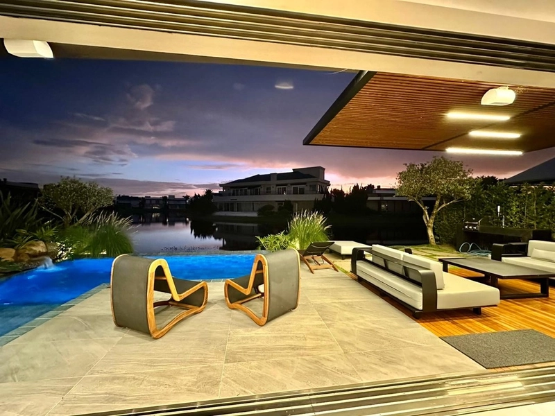 Mansão à venda no condomínio Enseada: 31ª foto da galeria de imagens do imóvel