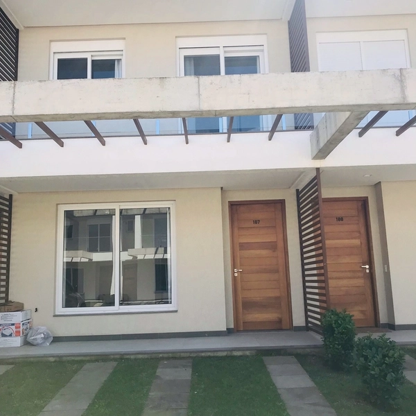 Casa à venda no condomínio Murano