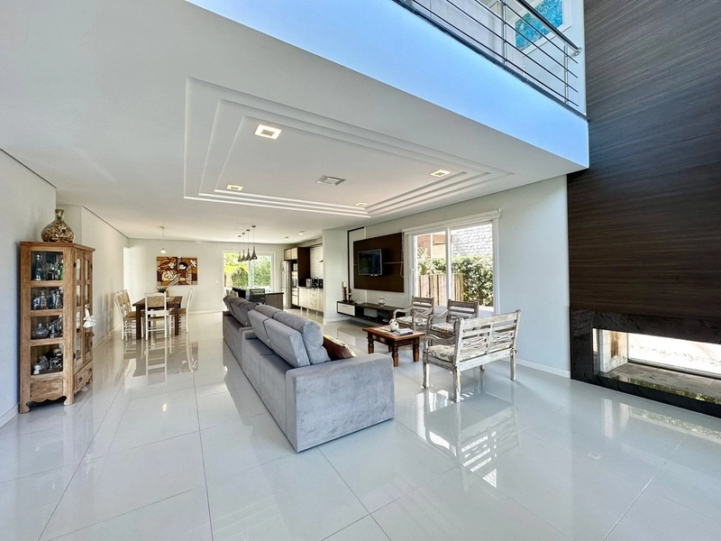 SOBRADO NO CONDOMÍNIO VILLAGIO DE ATLÂNTIDA: 3ª foto da galeria de imagens do imóvel