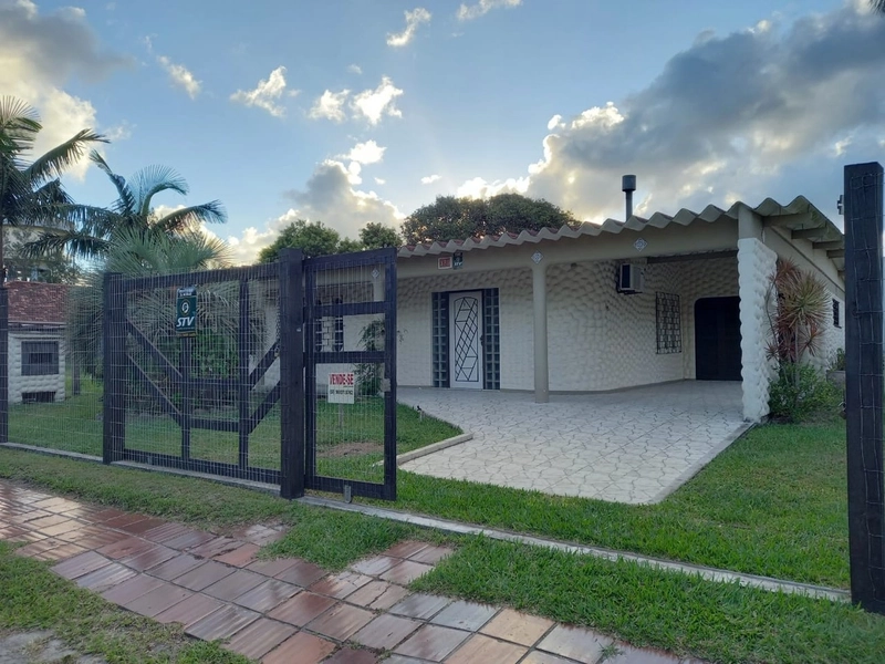 Casa à venda em Xangri-Lá