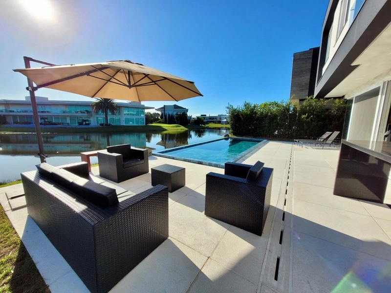 Casa à venda no condomínio Enseada: 8ª foto da galeria de imagens do imóvel