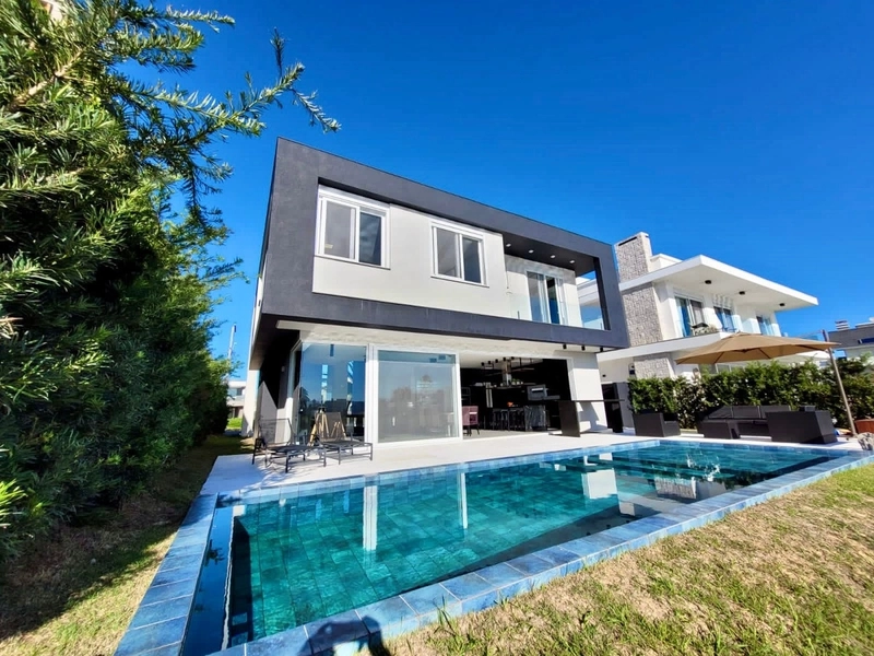 Casa à venda no condomínio Enseada: 11ª foto da galeria de imagens do imóvel