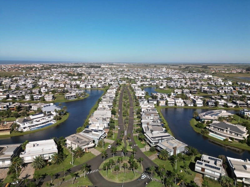 Casa à venda no condomínio Enseada: 6ª foto da galeria de imagens do imóvel