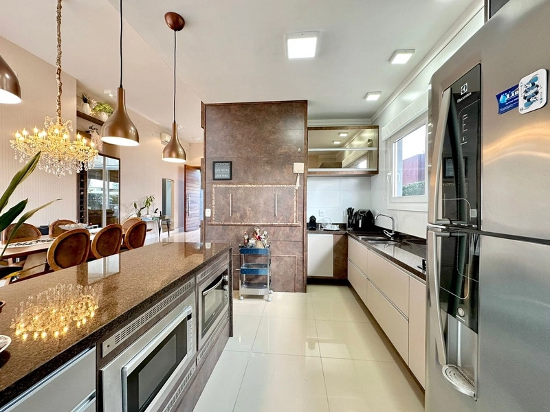 Casa à venda no condomínio Dubai: 27ª foto da galeria de imagens do imóvel