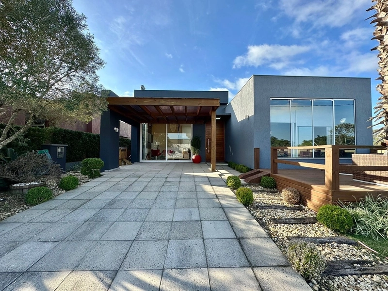 Casa à venda no condomínio Dubai: 10ª foto da galeria de imagens do imóvel