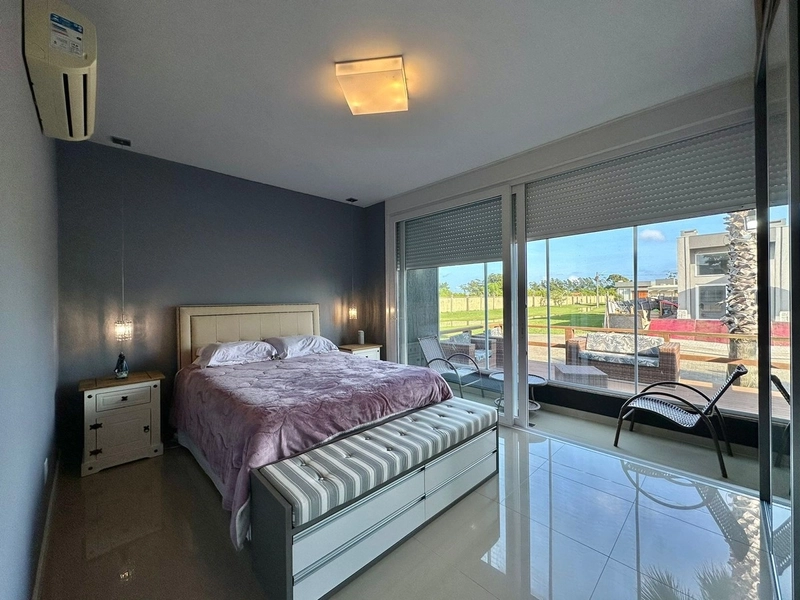 Casa à venda no condomínio Dubai: 11ª foto da galeria de imagens do imóvel