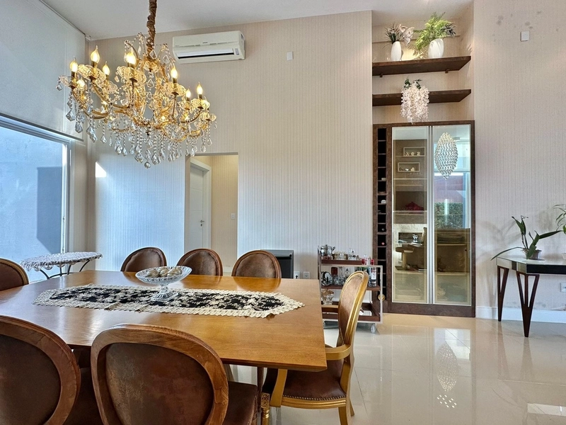 Casa à venda no condomínio Dubai: 2ª foto da galeria de imagens do imóvel