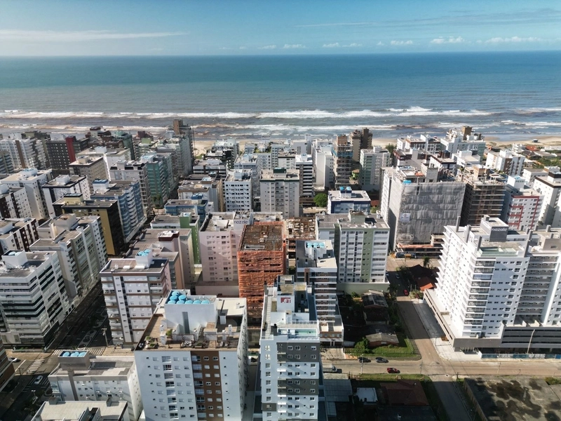 Mansão suspensa à venda em Capão da Canoa: 7ª foto da galeria de imagens do imóvel