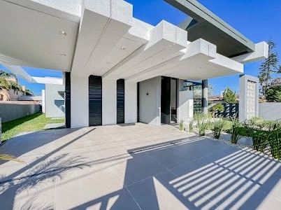 Casa à venda no Centro de Xangri-Lá: 2ª foto da galeria de imagens do imóvel