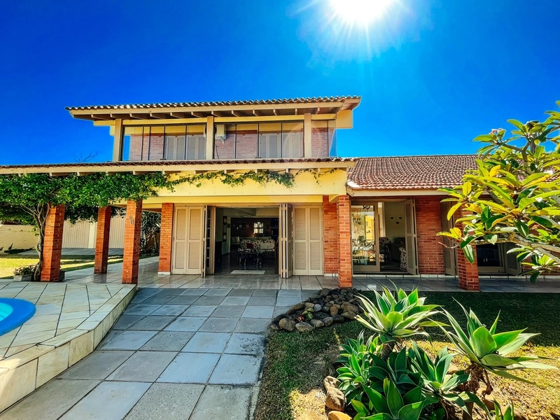 Casa à venda em Xangri-lá: 2ª foto da galeria de imagens do imóvel