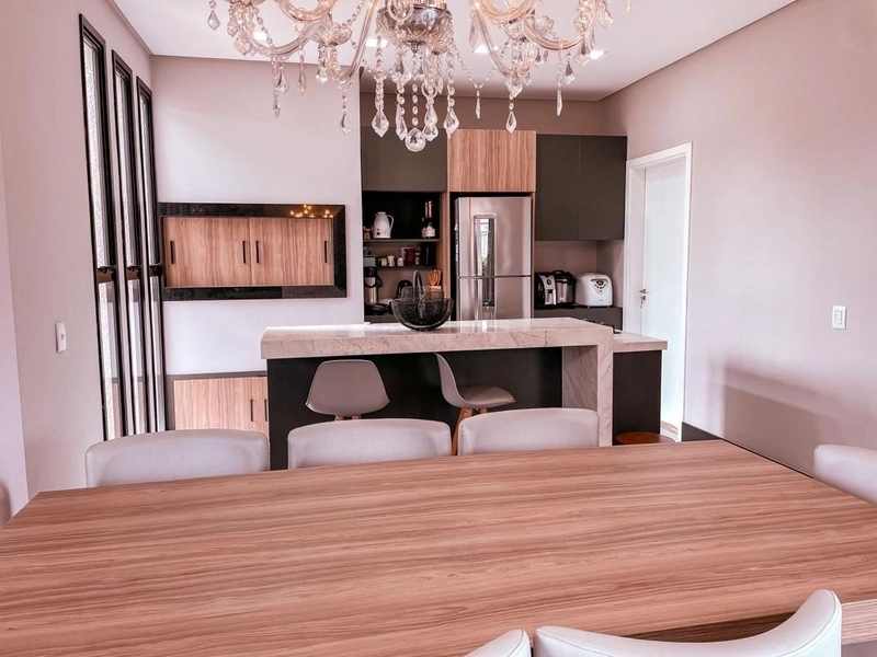 Casa à venda no condomínio Dubai: 9ª foto da galeria de imagens do imóvel