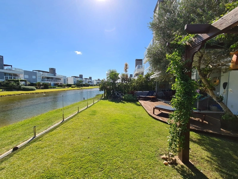 Casa à venda no condomínio Rossi: 32ª foto da galeria de imagens do imóvel