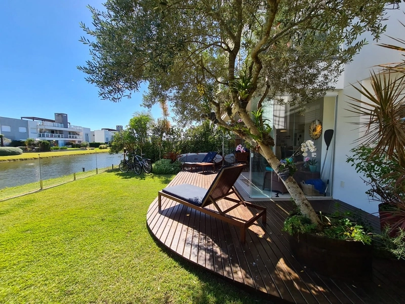 Casa à venda no condomínio Rossi: 30ª foto da galeria de imagens do imóvel