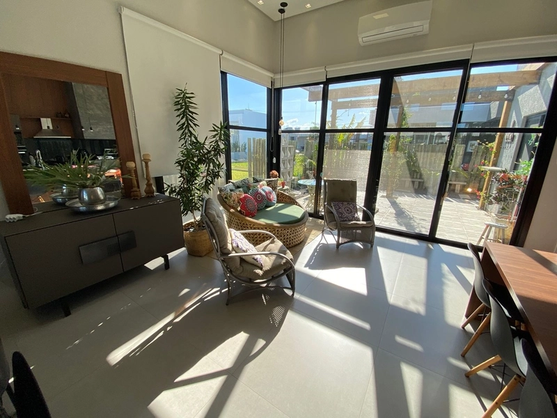 Casa à venda no condomínio Dubai: 11ª foto da galeria de imagens do imóvel