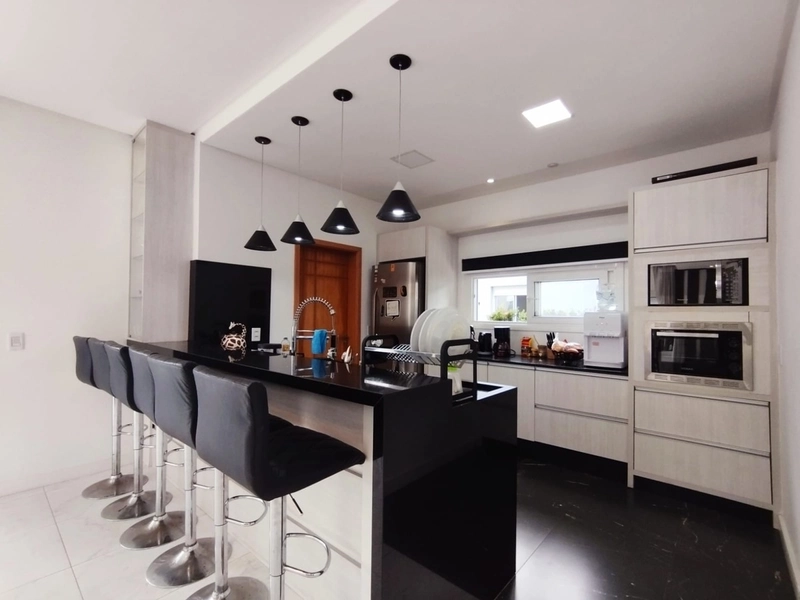 Casa à venda no condomínio Dubai: 61ª foto da galeria de imagens do imóvel