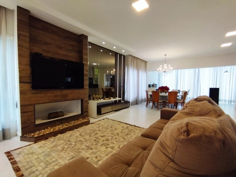 Casa à venda no condomínio Dubai: 13ª foto da galeria de imagens do imóvel