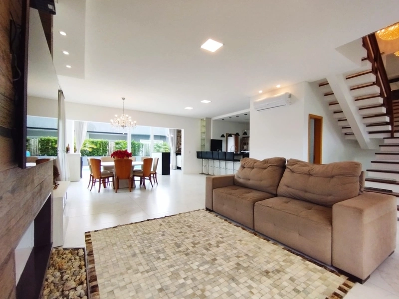 Casa à venda no condomínio Dubai: 46ª foto da galeria de imagens do imóvel