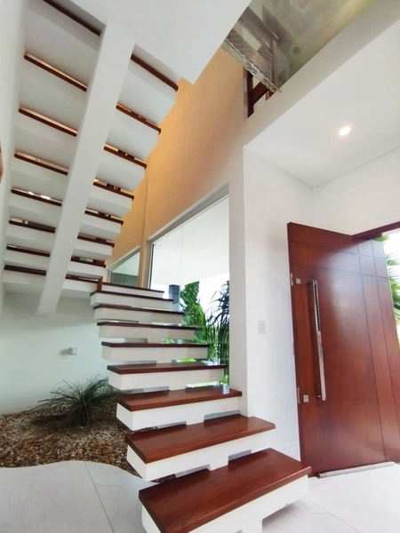 Casa à venda no condomínio Dubai: 44ª foto da galeria de imagens do imóvel