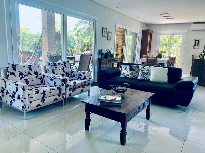 Casa à venda no condominio Carmel: 3ª foto da galeria de imagens do imóvel