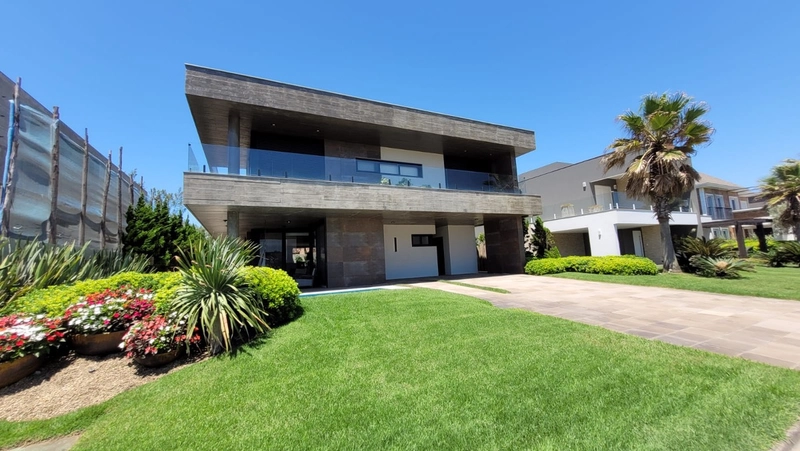 Casa à venda no condominio Playa Vista: 3ª foto da galeria de imagens do imóvel