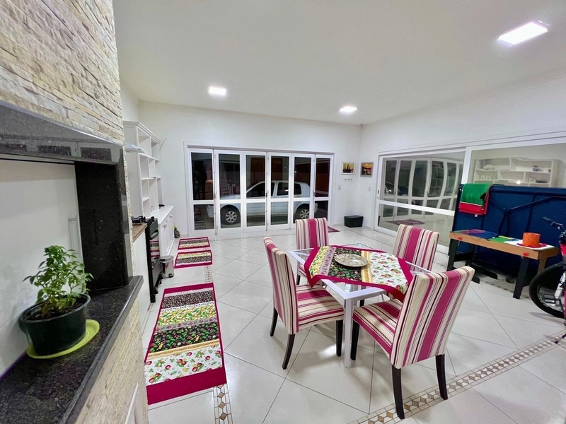 Casa à venda em Xangri-lá: 14ª foto da galeria de imagens do imóvel