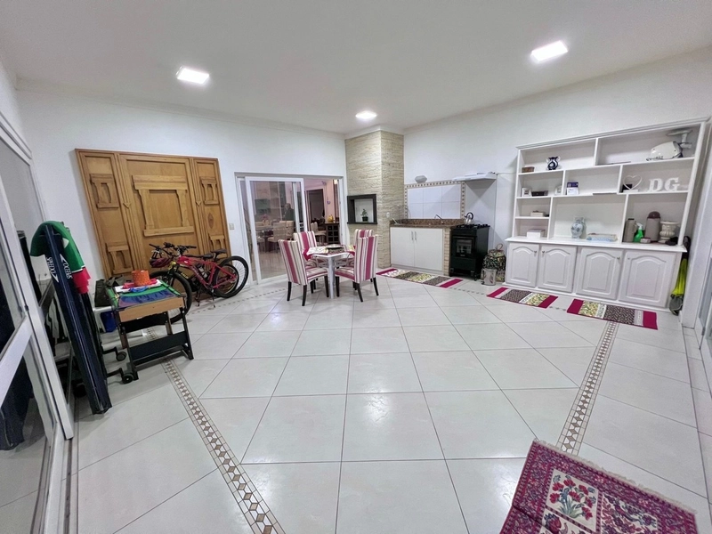 Casa à venda em Xangri-lá: 20ª foto da galeria de imagens do imóvel