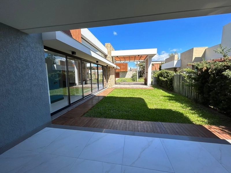 Maravilhosa casa no condomínio Villagio de Atlântida!: 8ª foto da galeria de imagens do imóvel