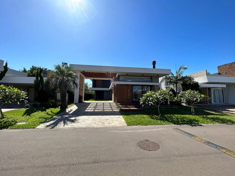 Maravilhosa casa no condomínio Villagio de Atlântida!: 2ª foto da galeria de imagens do imóvel