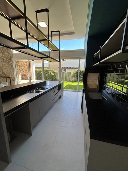 Maravilhosa casa no condomínio Villagio de Atlântida!: 23ª foto da galeria de imagens do imóvel