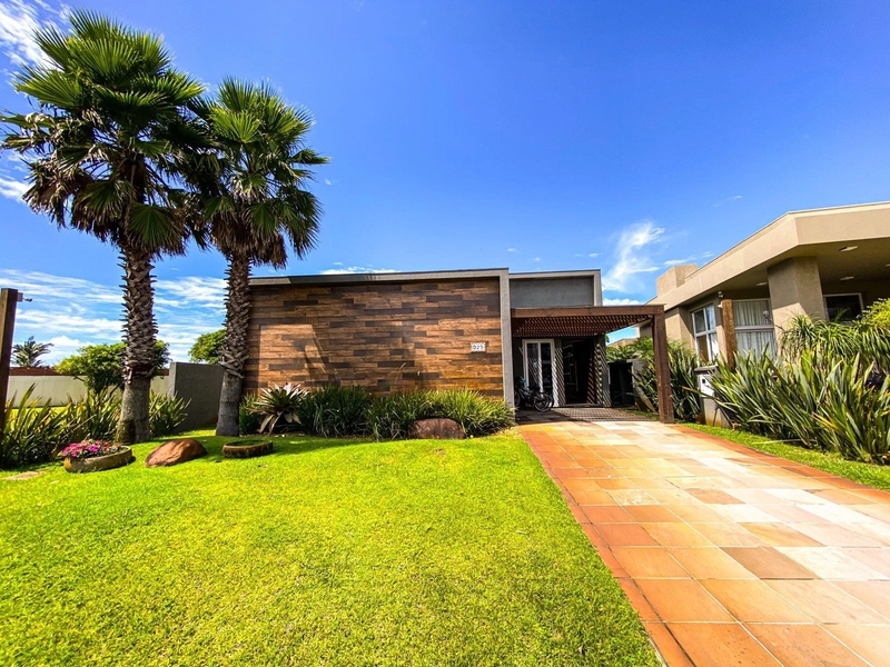 Casa à venda no condominio Enseada: 3ª foto da galeria de imagens do imóvel