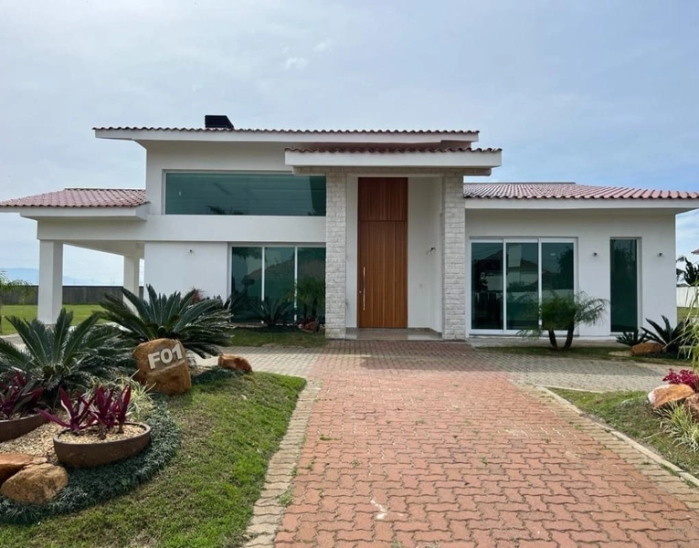 Casa à venda no condominio Green village: 3ª foto da galeria de imagens do imóvel