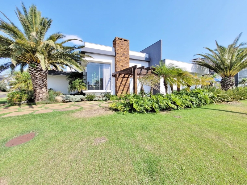 Casa à venda no condominio Enseada