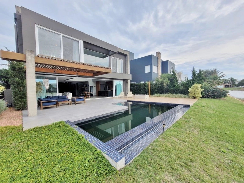 Casa à venda no condominio Bosques: 6ª foto da galeria de imagens do imóvel