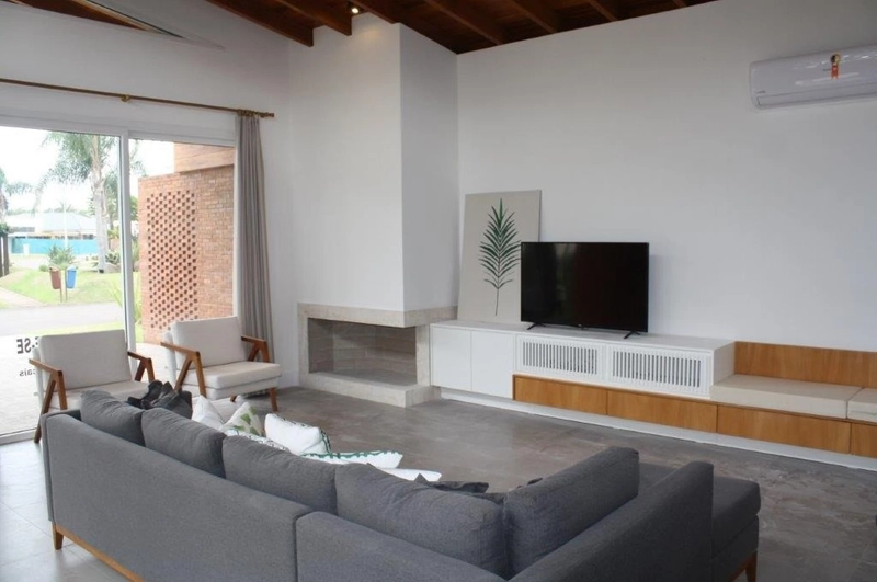 Casa em condomínio fechado Xangri-lá.: 5ª foto da galeria de imagens do imóvel