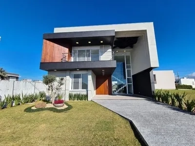 Casa à venda no condomínio Las Palmas