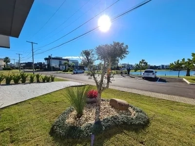 Casa à venda no condomínio Las Palmas: 3ª foto da galeria de imagens do imóvel