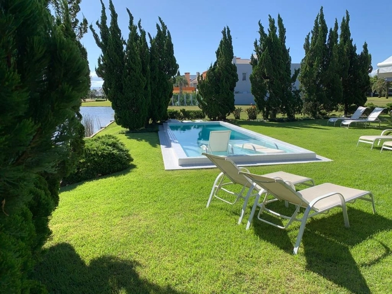 Casa à venda no Condomínio Bosques de Atlântida: 6ª foto da galeria de imagens do imóvel